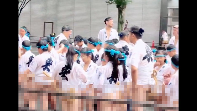 【動画】 外国人には日本の祭りの「この光景」が児童ポ●ノ的に完全アウトらしい…