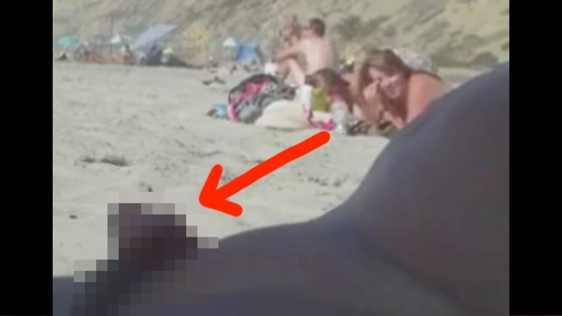 【動画】 ヌーディストビーチで粗チンを笑った女子2人、男にキレられて全裸晒されるｗｗｗ