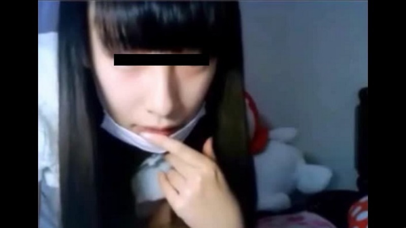 【動画】 10代美少女さん、生配信の全裸オ〇ニー中に親凸されてしまうｗｗｗｗｗ